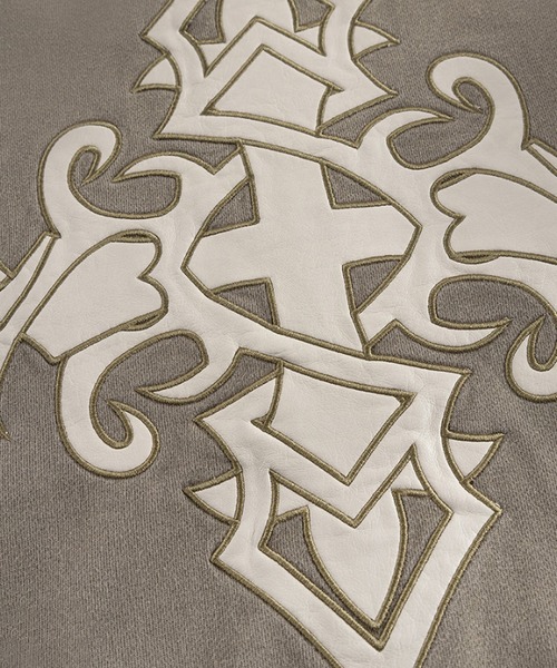 SUPPLIER(サプライヤー)の「SUPPLIER/サプライヤー Dagger Leather Patch Zip Hoodie フーディー ジップパーカー(パーカー・メンズ・ベージュ/ブラック・M/XL/L)」の3枚目の写真