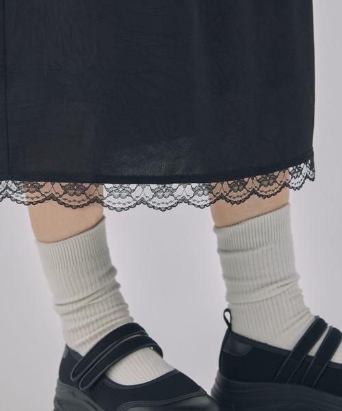 Unblend】クラッシュサテン裾レースAラインスカート Unblend│MONO