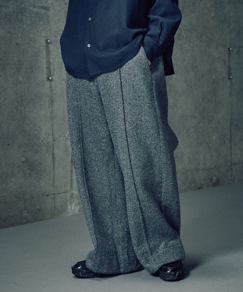 CASPER JOHN（キャスパージョン）の「Boucle knit pants/ブークレニットパンツ（その他パンツ・メンズ・アイボリー/グレー/ブラウン・X-SMALL/SMALL/MEDIUM/LARGE）」の3枚目の写真