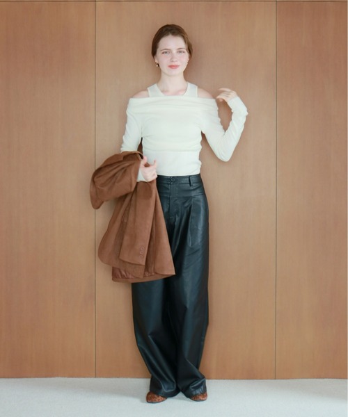 mic by Olu.(ミックバイオルドット)の「< ZOZOTOWN限定 >レイヤードオフショルダーニット(ニット/セーター・レディース・グレー/ブラック/ホワイト・FREE)」の4枚目の写真