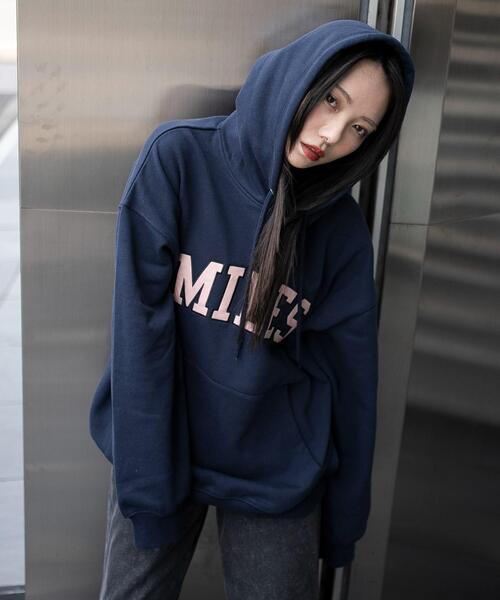 セール】WEGO/【25年秋冬新作】グラフィックロゴプルパーカー