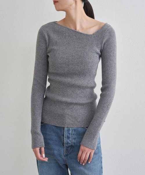 earthy(アーシー)の「リブアシメニット(ニット/セーター・レディース・オフホワイト/ブラック/グレー・FREE)」の1枚目の写真