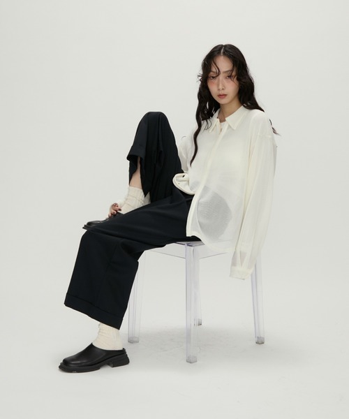 NUJOH(ヌゾ)の「Light Breeze Zip Knit / ライトブリーズ ジップニット(シャツ/ブラウス・レディース・ブラック/グレー/アイボリー・FREE)」の11枚目の写真