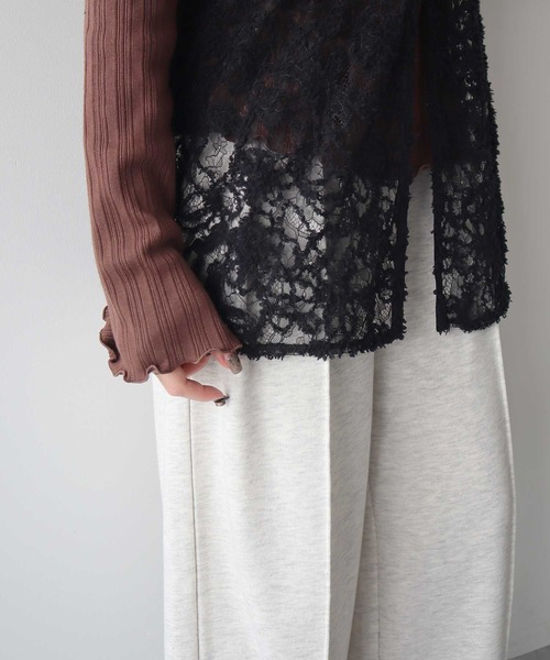 earth music&ecology（アースミュージックアンドエコロジー）の「モールレースキャミチュニック（チュニック・レディース・アイボリー/ブラック・FREE）」の13枚目の写真