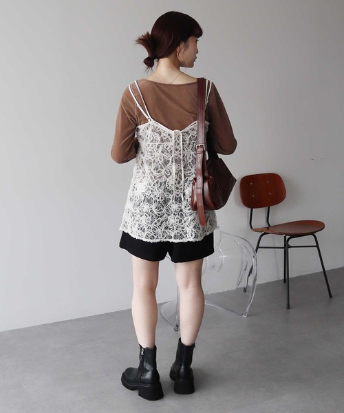 earth music&ecology（アースミュージックアンドエコロジー）の「モールレースキャミチュニック（チュニック・レディース・アイボリー/ブラック・FREE）」の10枚目の写真