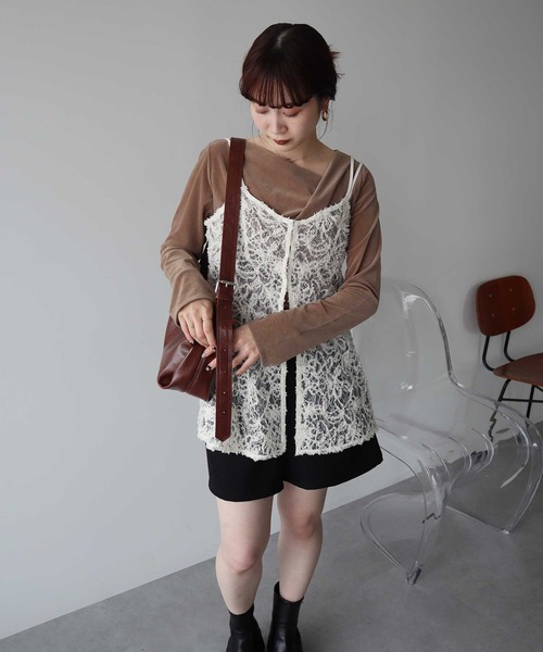 earth music&ecology（アースミュージックアンドエコロジー）の「モールレースキャミチュニック（チュニック・レディース・アイボリー/ブラック・FREE）」の5枚目の写真