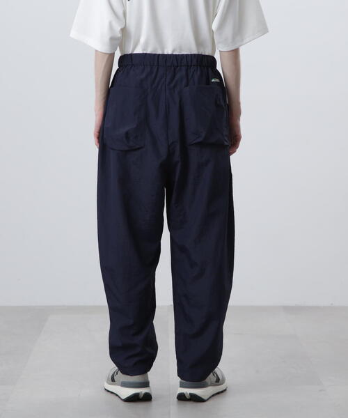 MANASTASH（マナスタッシュ）の「MANASTASH/マナスタッシュ　WRINKLE NYLON COCOON PANTS/リンクルナイロンコクーンパンツ（その他パンツ・メンズ・ネイビー/グレー/ブラック・S/L/M）」の12枚目の写真