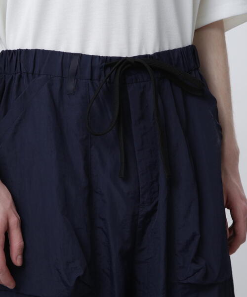 MANASTASH（マナスタッシュ）の「MANASTASH/マナスタッシュ　WRINKLE NYLON COCOON PANTS/リンクルナイロンコクーンパンツ（その他パンツ・メンズ・ネイビー/グレー/ブラック・S/L/M）」の13枚目の写真