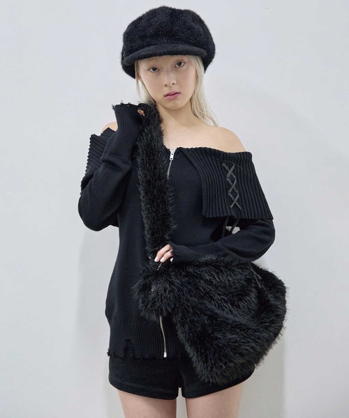 Heart Tattoo（ハートタトゥー）の「fur shoulder big bag（with Heart Miller charm） / ハートミラーキーホルダー付き　ファーショルダーバッグ（トートバッグ・レディース・ブラック/ホワイト・FREE）」の9枚目の写真