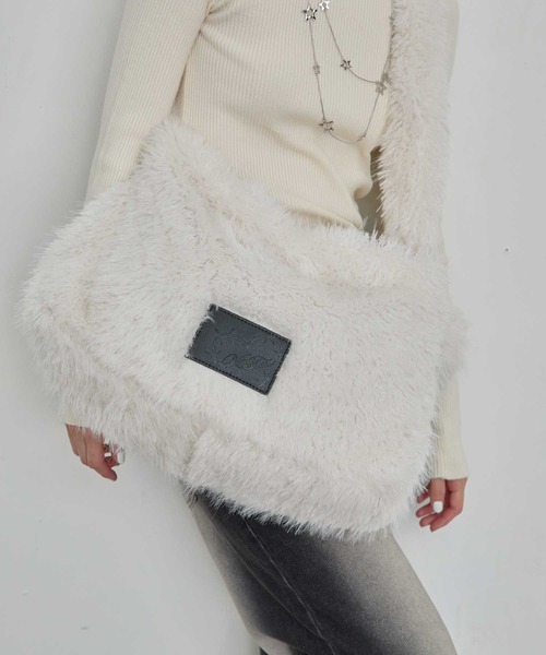 Heart Tattoo（ハートタトゥー）の「fur shoulder big bag（with Heart Miller charm） / ハートミラーキーホルダー付き　ファーショルダーバッグ（トートバッグ・レディース・ブラック/ホワイト・FREE）」の20枚目の写真