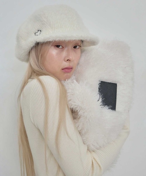 Heart Tattoo（ハートタトゥー）の「fur shoulder big bag（with Heart Miller charm） / ハートミラーキーホルダー付き　ファーショルダーバッグ（トートバッグ・レディース・ブラック/ホワイト・FREE）」の21枚目の写真