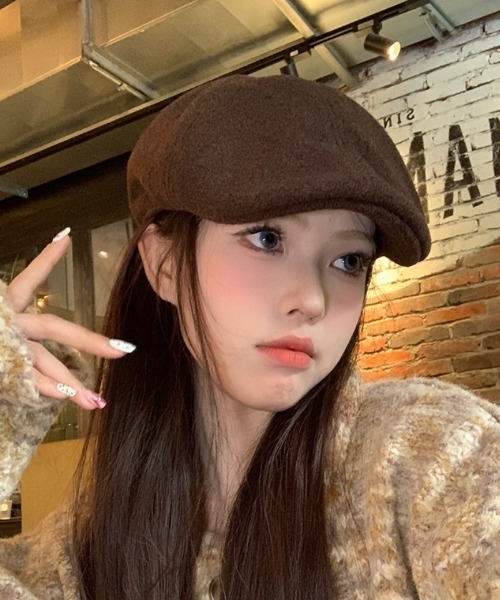 Ritzy(リッツィー)の「フェイクウール ハンチング帽(ハンチング/ベレー帽・レディース・モカ/ブラック・FREE)」の6枚目の写真