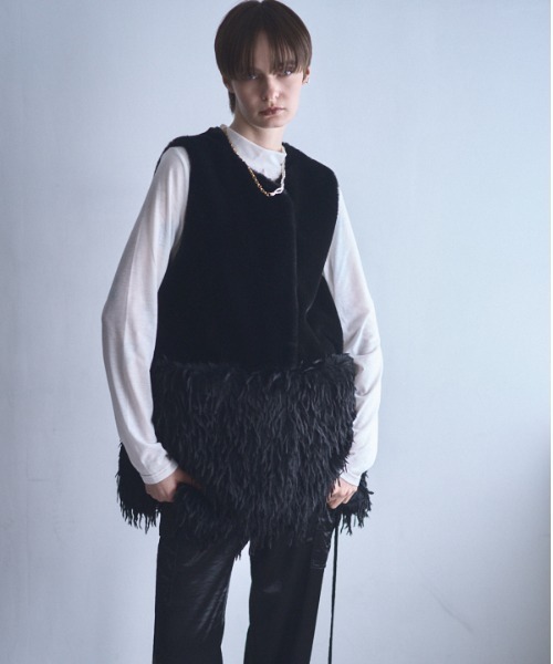 Muel Chic(ミュエルシック)の「Foster fur vest フォスターファーベスト(その他アウター・レディース・オフホワイト/ブラック/ベージュ/ラベンダー・FREE)」の3枚目の写真