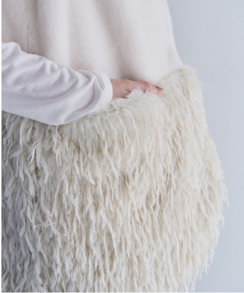 Muel Chic(ミュエルシック)の「Foster fur vest フォスターファーベスト(その他アウター・レディース・オフホワイト/ブラック/ベージュ/ラベンダー・FREE)」の12枚目の写真