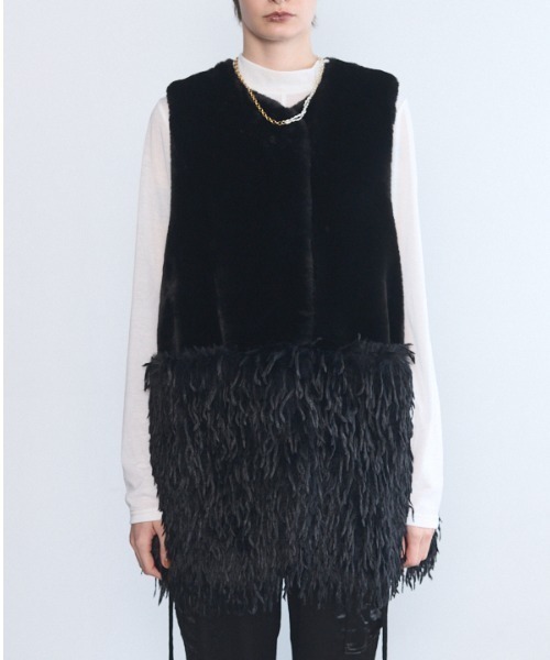 Muel Chic(ミュエルシック)の「Foster fur vest フォスターファーベスト(その他アウター・レディース・オフホワイト/ブラック/ベージュ/ラベンダー・FREE)」の18枚目の写真