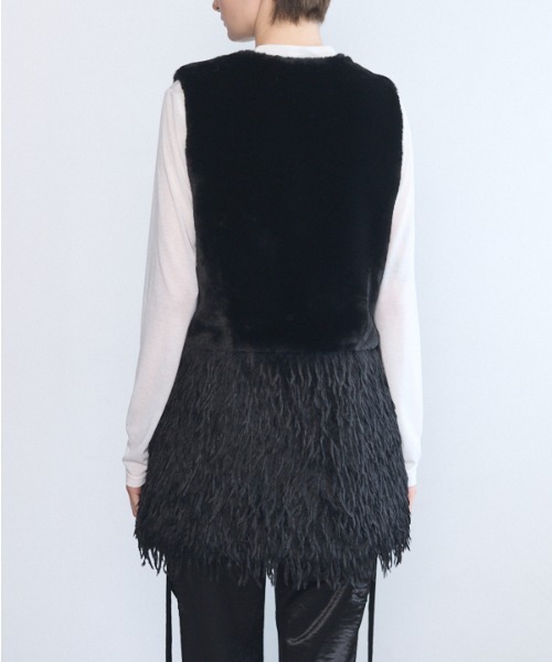 Muel Chic(ミュエルシック)の「Foster fur vest フォスターファーベスト(その他アウター・レディース・オフホワイト/ブラック/ベージュ/ラベンダー・FREE)」の21枚目の写真