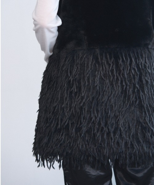 Muel Chic(ミュエルシック)の「Foster fur vest フォスターファーベスト(その他アウター・レディース・オフホワイト/ブラック/ベージュ/ラベンダー・FREE)」の22枚目の写真