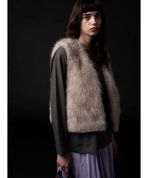 Te chichi（テチチ）の「ショートファーベスト《2025winter catalog item》（ベスト・レディース・グレー/ベージュ・F）」の15枚目の写真