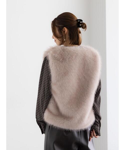 Te chichi（テチチ）の「ショートファーベスト《2025winter catalog item》（ベスト・レディース・グレー/ベージュ・F）」の7枚目の写真