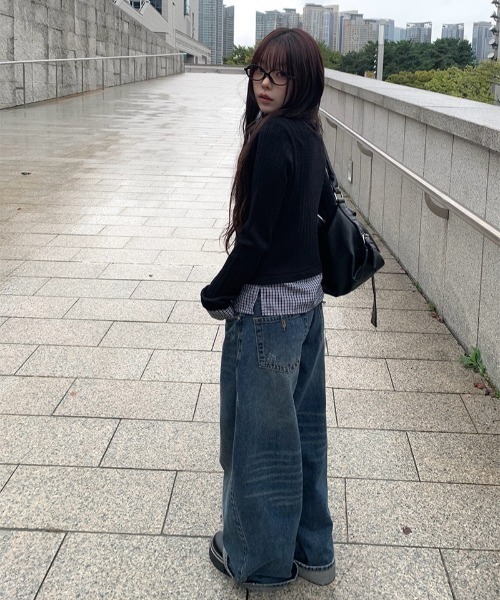 anyonemore（エニワンモア）の「チェック柄シャツレイヤードニットリブカーディガン（カーディガン/ボレロ・レディース・ブラック・FREE）」の8枚目の写真