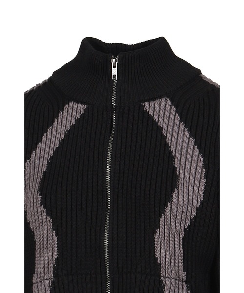 VIVAMUS(ヴィヴァムス)の「DOUBLE ZIP KNIT(ニット/セーター・レディース・ブラック/ブラウン・1/3)」の5枚目の写真