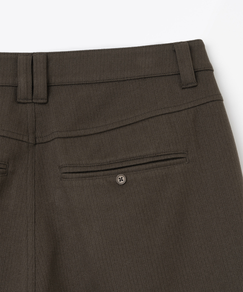 MILLO WOMEN（ミロウーマン）の「テーラードヘリンボーンバミューダパンツ[ブラウン]（その他パンツ・レディース・その他・SMALL/MEDIUM）」の7枚目の写真