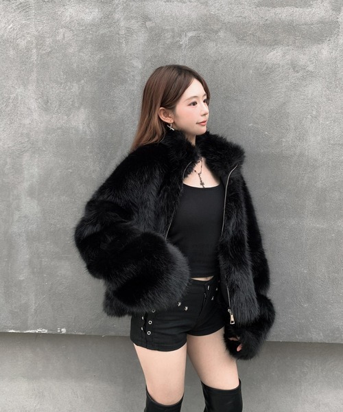 VEILA(ヴェイラ)の「フェイクファーショートジャケット(その他アウター・レディース・ベージュ/ダークブラウン/ブラック・フリー)」の16枚目の写真