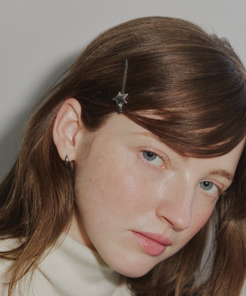 GIUNON（ジウノン）の「plump star motif hairpin / プランプスターモチーフヘアピン（ヘアピン・レディース・シルバー・FREE）」の5枚目の写真
