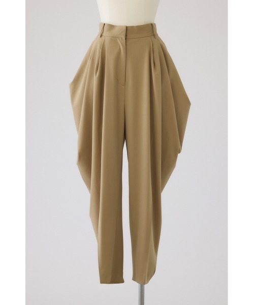 RIM.ARK（リムアーク）の「Tuck dress PT タックドレスパンツ（スラックス・レディース・ブラウン/ベージュ/ブラック・36/38）」の3枚目の写真