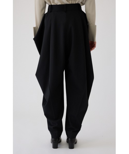 RIM.ARK（リムアーク）の「Tuck dress PT タックドレスパンツ（スラックス・レディース・ブラウン/ベージュ/ブラック・36/38）」の10枚目の写真