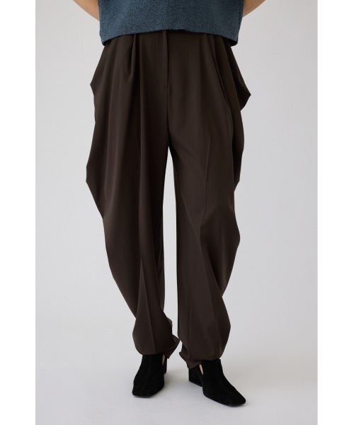 RIM.ARK（リムアーク）の「Tuck dress PT タックドレスパンツ（スラックス・レディース・ブラウン/ベージュ/ブラック・36/38）」の17枚目の写真