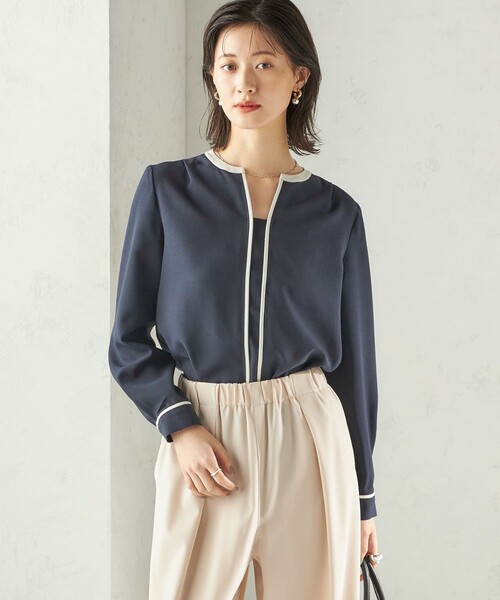 SHIPS(シップス)の「〈手洗い可能〉配色 パイピング キーネック 長袖ブラウス(シャツ/ブラウス・レディース・ネイビー/オフホワイト・ONE SIZE)」の21枚目の写真
