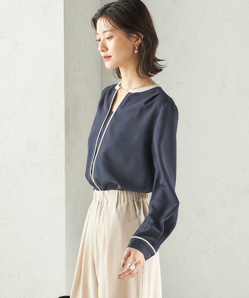SHIPS(シップス)の「〈手洗い可能〉配色 パイピング キーネック 長袖ブラウス(シャツ/ブラウス・レディース・ネイビー/オフホワイト・ONE SIZE)」の19枚目の写真