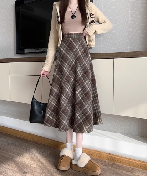 SallyLunn（サリーラン）の「ミモレ丈チェックスカート（スカート・レディース・ネイビー/ブラウン・LARGE/MEDIUM）」の18枚目の写真