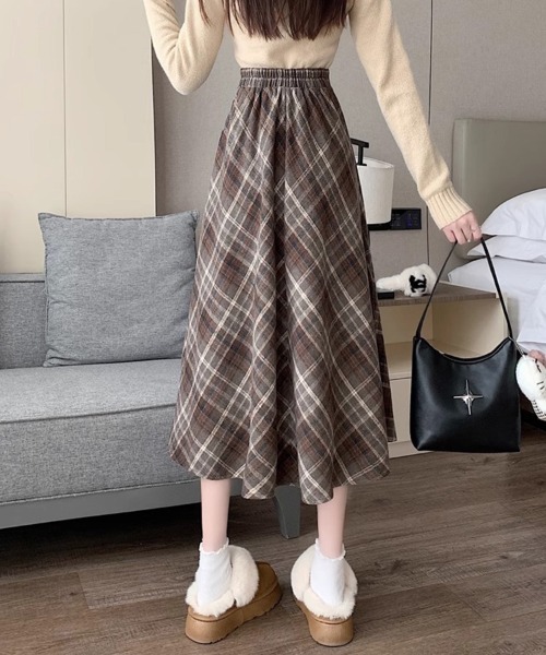 SallyLunn（サリーラン）の「ミモレ丈チェックスカート（スカート・レディース・ネイビー/ブラウン・LARGE/MEDIUM）」の12枚目の写真