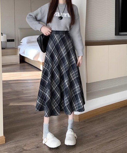 SallyLunn（サリーラン）の「ミモレ丈チェックスカート（スカート・レディース・ネイビー/ブラウン・LARGE/MEDIUM）」の6枚目の写真