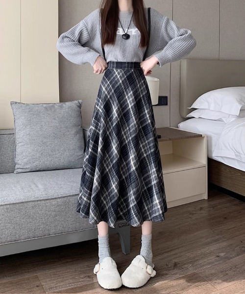SallyLunn（サリーラン）の「ミモレ丈チェックスカート（スカート・レディース・ネイビー/ブラウン・LARGE/MEDIUM）」の8枚目の写真