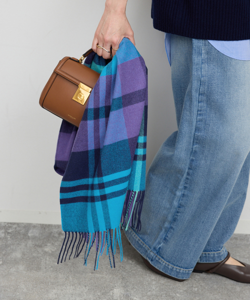 Spick & Span(スピックアンドスパン)の「《追加2》Spick & Span カシミヤチェックストール(ストール/ショール・レディース・ブラウン/グリーン・FREE)」の7枚目の写真