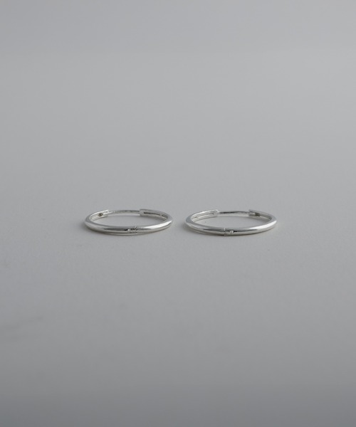 whoseA（フーシー）の「【silver925】Neat Hoop Pierce 20mm/ ニートフープピアス20mm（ピアス（両耳用）・レディース・シルバー/ゴールド・FREE）」の5枚目の写真