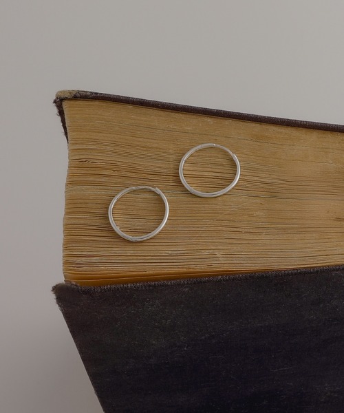 whoseA（フーシー）の「【silver925】Neat Hoop Pierce 20mm/ ニートフープピアス20mm（ピアス（両耳用）・レディース・シルバー/ゴールド・FREE）」の11枚目の写真