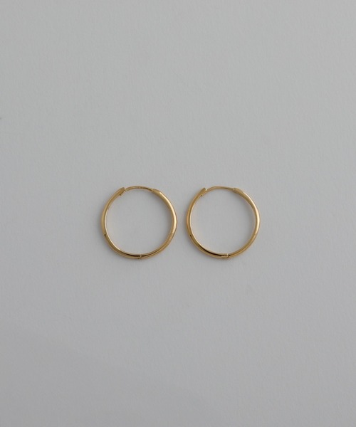 whoseA（フーシー）の「【silver925】Neat Hoop Pierce 20mm/ ニートフープピアス20mm（ピアス（両耳用）・レディース・シルバー/ゴールド・FREE）」の12枚目の写真