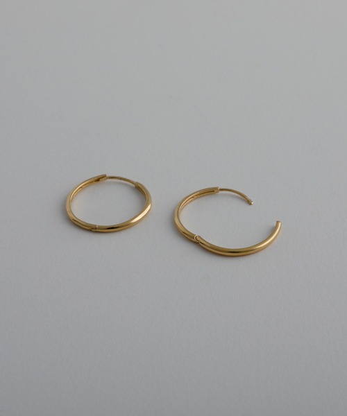 whoseA（フーシー）の「【silver925】Neat Hoop Pierce 20mm/ ニートフープピアス20mm（ピアス（両耳用）・レディース・シルバー/ゴールド・FREE）」の15枚目の写真