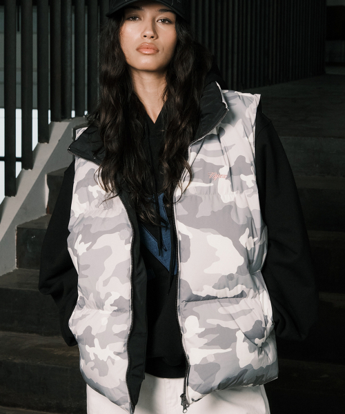 NYXX（エヌワイエックスエックス）の「REVERSIBLE DOWN VEST BLACK（ダウンベスト・レディース・その他・SMALL/MEDIUM）」の2枚目の写真