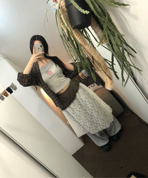 ITZAVIBE(イッザバイブ)の「ITZ MINI LOGO CHECK SHIRT - BROWN(シャツ/ブラウス・レディース・その他・MEDIUM/LARGE)」の4枚目の写真