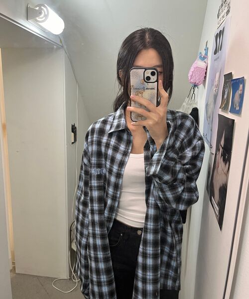 ITZAVIBE(イッザバイブ)の「ITZ MINI LOGO CHECK SHIRT - BROWN(シャツ/ブラウス・レディース・その他・MEDIUM/LARGE)」の9枚目の写真