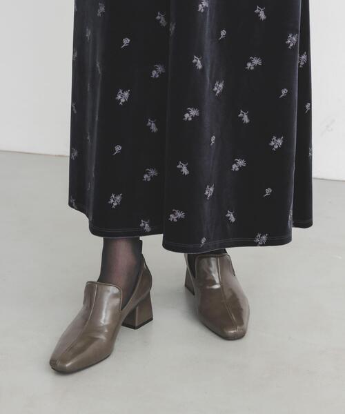 KBF（ケイビーエフ）の「セミスクエアトゥパンプス（パンプス・レディース・ブラック/カーキ・36/38/37）」の5枚目の写真