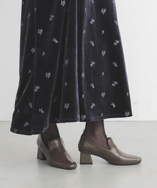 KBF（ケイビーエフ）の「セミスクエアトゥパンプス（パンプス・レディース・ブラック/カーキ・36/38/37）」の6枚目の写真