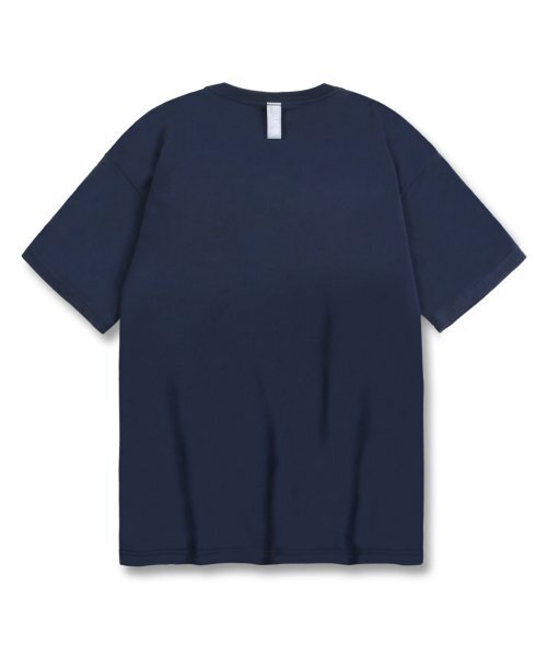 NP STUDIO(エヌピースタジオ)の「アートグラフィックロゴTシャツネイビー(Tシャツ/カットソー・レディース・その他・MEDIUM/LARGE)」の2枚目の写真