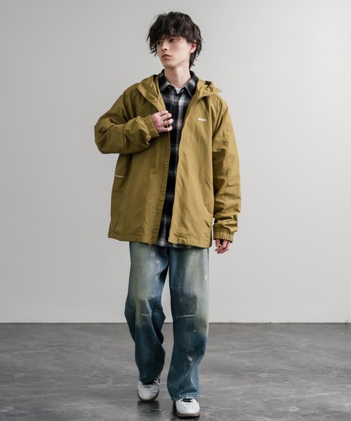 HUF（ハフ）の「HUF ハフ ALL CAPS SHELL JACKET オーバーサイズラグランスリーブナイロンジャケット（ナイロンジャケット・メンズ・ブラウン/ブラック・M/XL/L）」の14枚目の写真