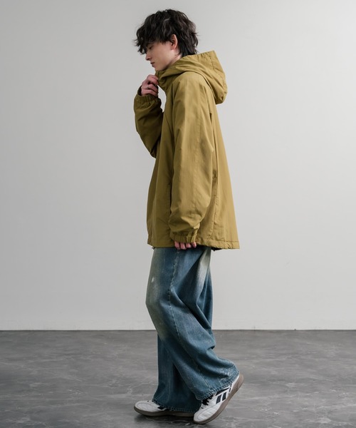 HUF（ハフ）の「HUF ハフ ALL CAPS SHELL JACKET オーバーサイズラグランスリーブナイロンジャケット（ナイロンジャケット・メンズ・ブラウン/ブラック・M/XL/L）」の15枚目の写真